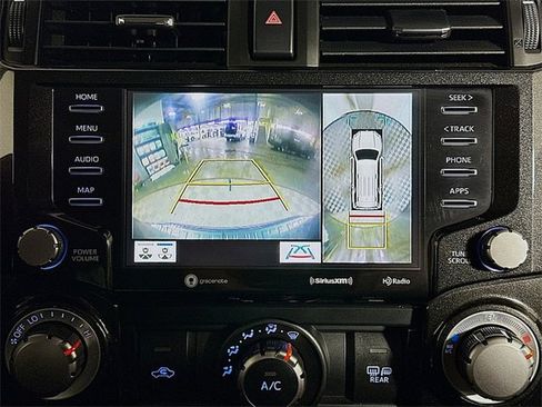 Used 2022 Toyota 4Runner TRD Off-Road Premium image 18