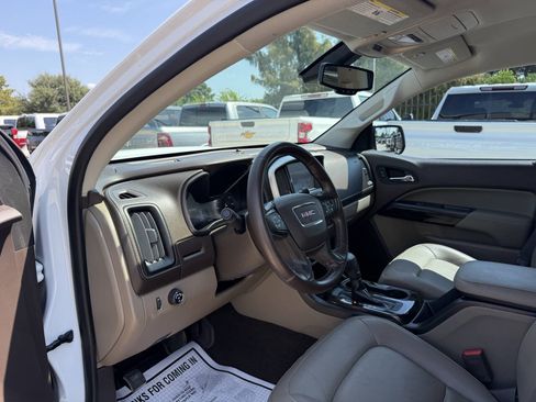 Used 2015 GMC Canyon SLT RWD image 6