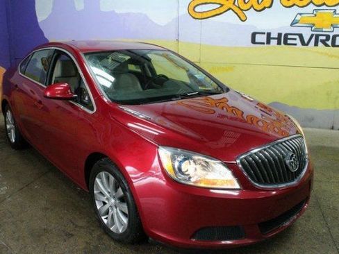 Used 2017 Buick Verano Convenience image 2