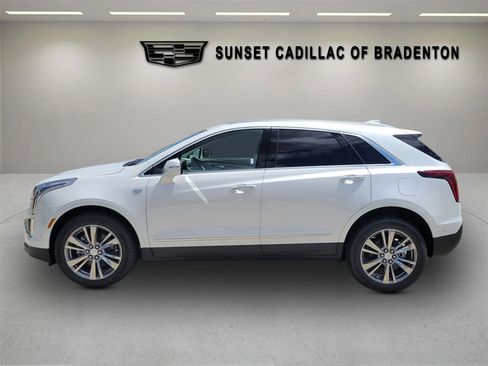 New 2026 Cadillac XT5 Premium Luxury image 7