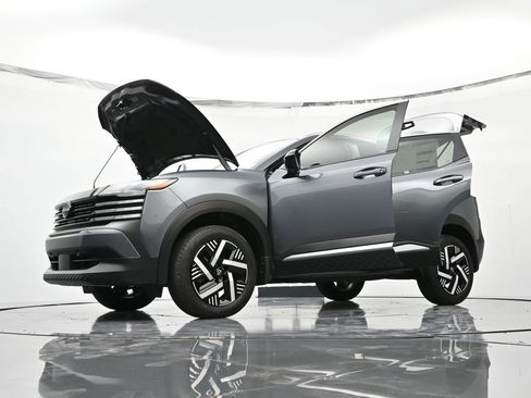 New 2026 Nissan Kicks SV image 49