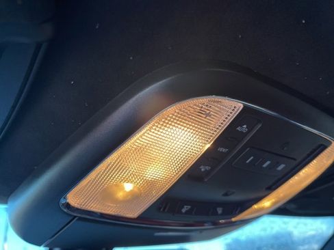 Used 2022 Dodge Charger SRT Hellcat w/ Harman/Kardon Audio Group image 31