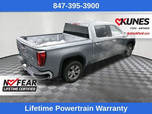 Used 2025 GMC Sierra 1500 SLT image 9