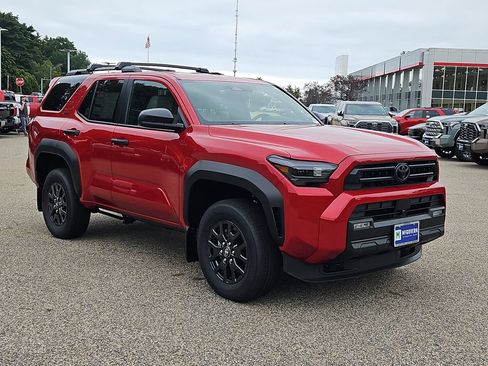 New 2026 Toyota 4Runner SR5 AWD/4WD image 2