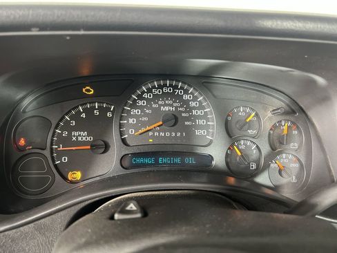 Used 2007 Chevrolet Silverado 2500 W/T w/ Skid Plate Package AWD/4WD image 12