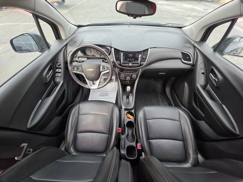 Used 2021 Chevrolet Trax LT w/ Premium Seat Package image 25