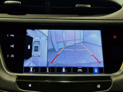 Certified 2023 Cadillac XT5 Premium Luxury w/ Technology Package AWD/4WD image 11
