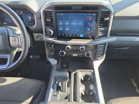 Certified 2025 Ford F150 XLT w/ Equipment Group 302A MID image 16