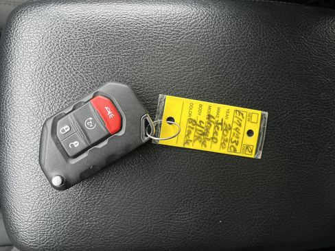 Used 2020 Jeep Wrangler Unlimited Sport image 36