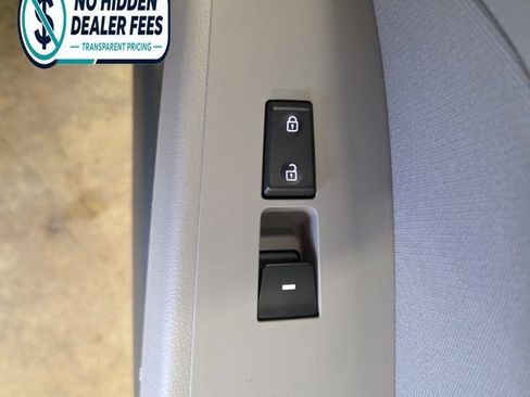 Used 2020 Hyundai Elantra SEL FWD image 22