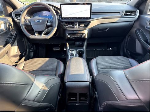 Used 2023 Ford Escape ST-Line Select w/ Tech Pack #2 image 13