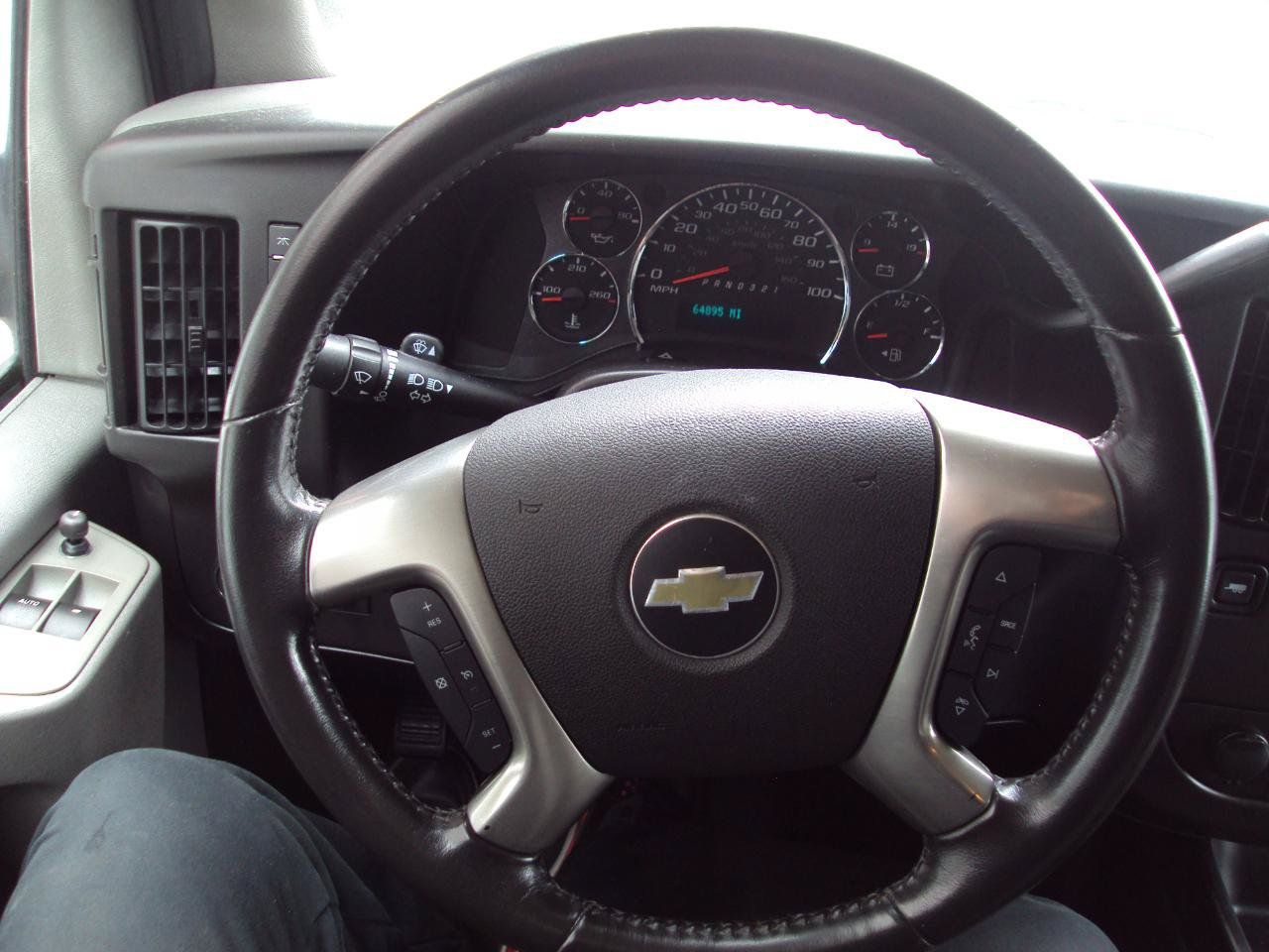 Used 2013 Chevrolet Express 1500 AWD image 18