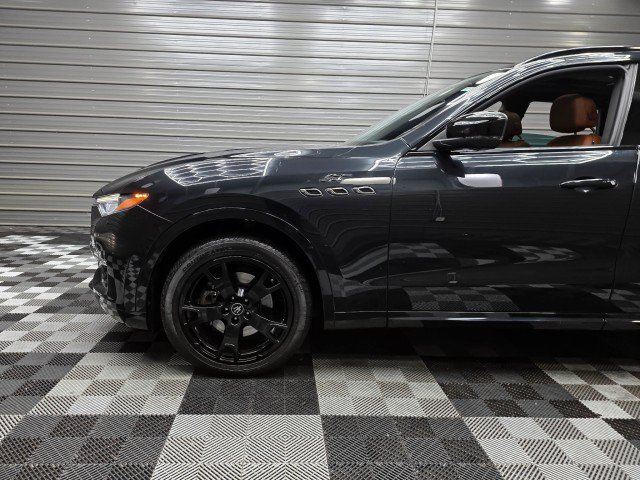 Used 2022 Maserati Levante GT AWD/4WD image 41