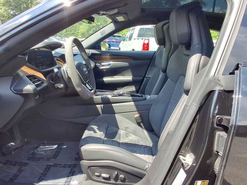 Used 2022 Audi e-tron GT Premium Plus AWD/4WD image 17