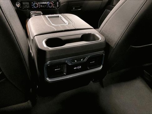 Used 2022 Chevrolet Silverado 1500 High Country image 28