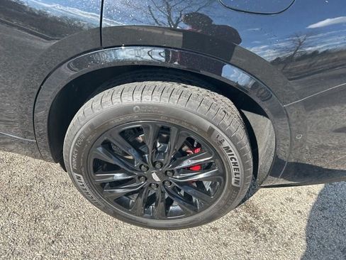 Used 2024 Cadillac XT6 Sport w/ LPO, Onyx Lite Package image 5