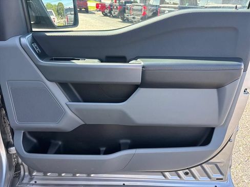 Used 2021 Ford F150 XLT AWD/4WD image 14