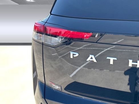 New 2025 Nissan Pathfinder Platinum w/ Cargo Package image 13