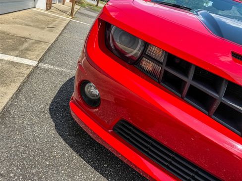 Used 2011 Chevrolet Camaro SS w/ RS Package RWD image 15