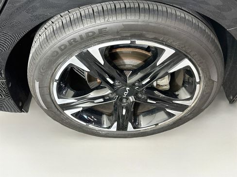 Used 2022 Kia K5 GT-Line w/ GT-Line Awd Premium Package image 11