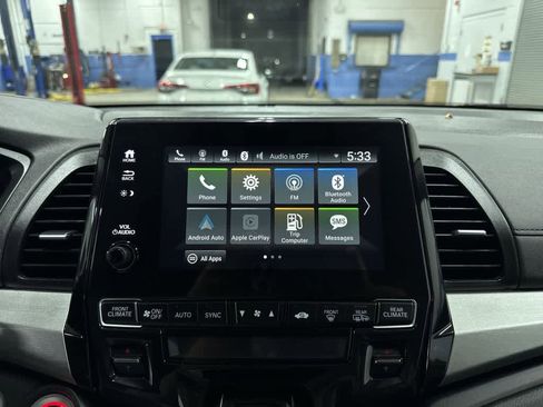 Used 2023 Honda Odyssey EX-L image 21
