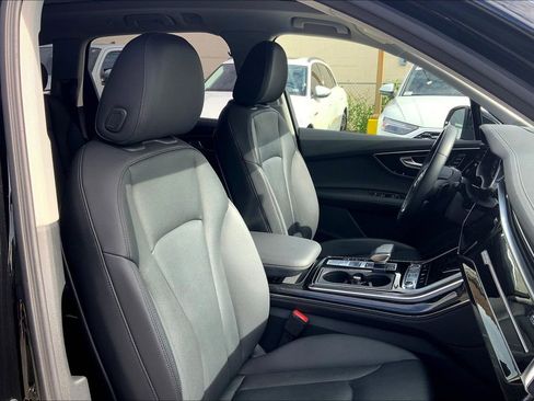Used 2023 Audi Q7 3.0T Prestige image 9