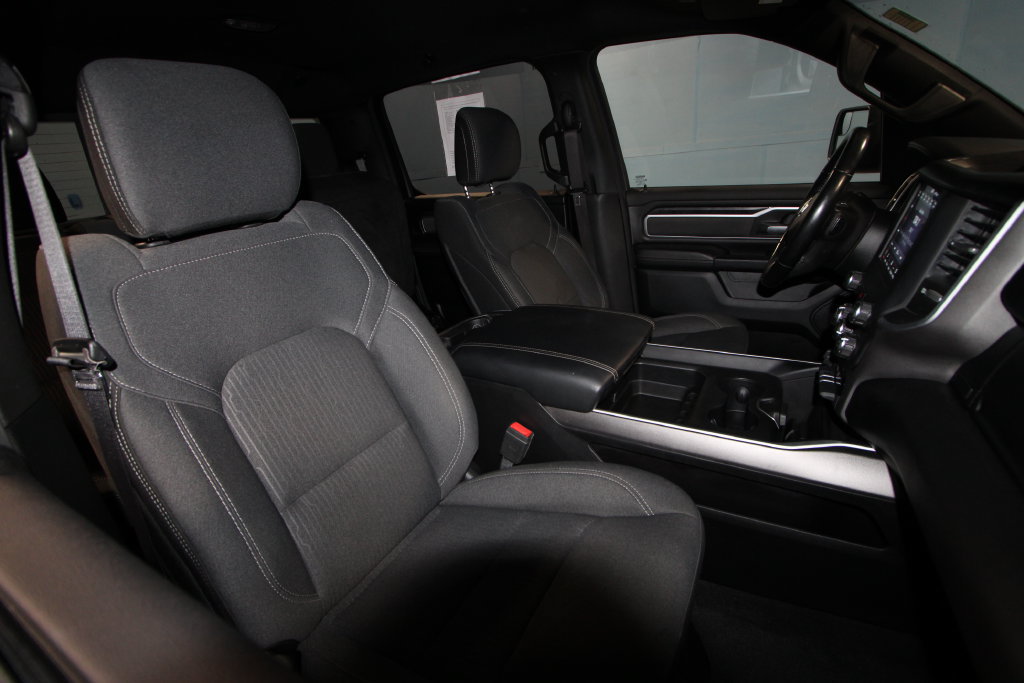 Used 2021 RAM 1500 Big Horn AWD/4WD image 25