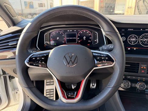 Used 2024 Volkswagen Jetta GLI 40th Anniversary Edition image 15