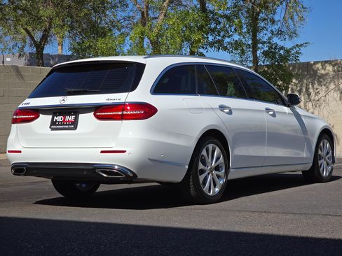 Used 2018 Mercedes-Benz E 400 4MATIC Wagon image 10