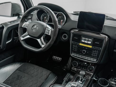 Used 2018 Mercedes-Benz G 550 Squared image 27