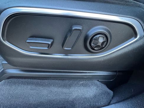 Used 2022 Jeep Wagoneer Series III w/ Convenience Group I image 28