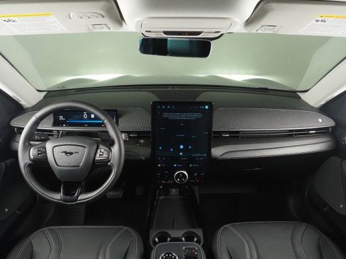 Used 2024 Ford Mustang Mach-E Premium image 3