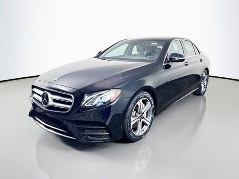 Used 2020 Mercedes-Benz E 350 Sedan image 5