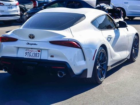 Used 2025 Toyota Supra image 7