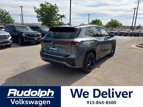 New 2026 Volkswagen Tiguan SE R-Line FWD image 5