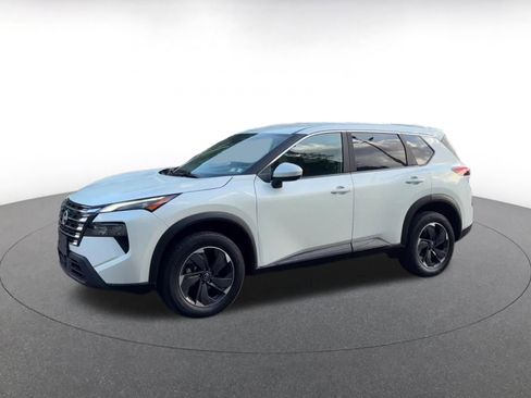 Used 2025 Nissan Rogue SV AWD/4WD image 8