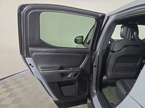 Used 2024 Rivian R1T Adventure AWD/4WD image 17