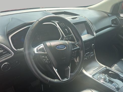 Used 2020 Ford Edge SEL w/ Cold Weather Package AWD/4WD image 40