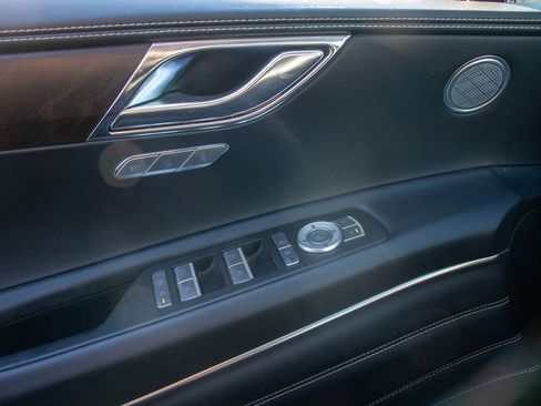 Used 2024 Genesis GV80 2.5T image 21