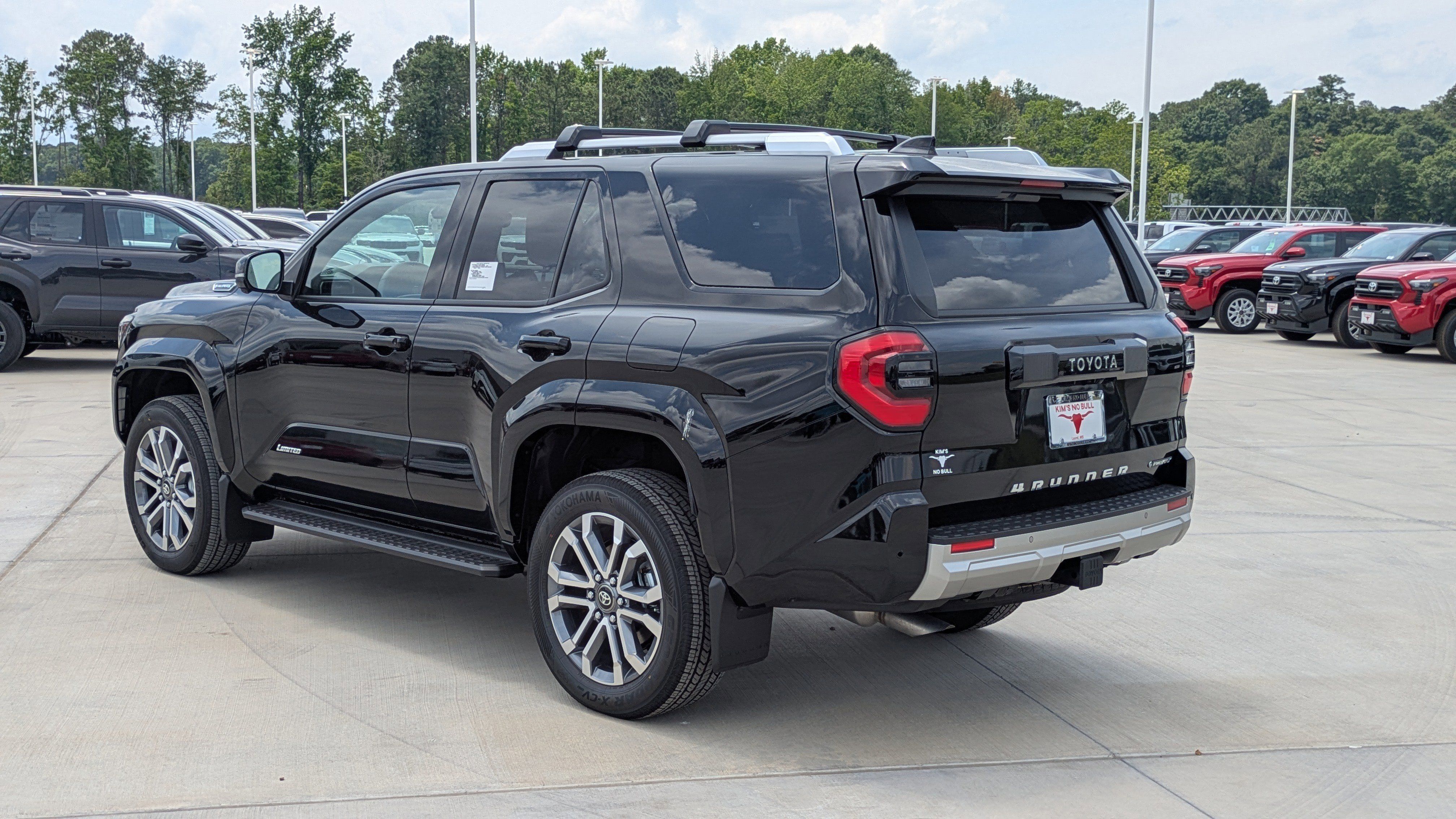 New 2026 Toyota 4Runner Limited AWD/4WD image 3