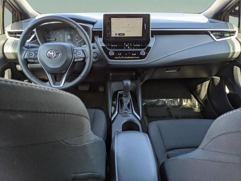 Used 2025 Toyota Corolla SE FWD image 13