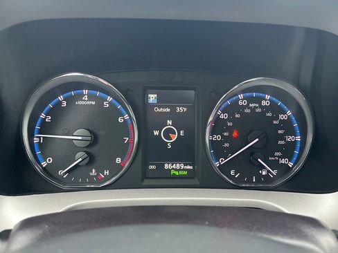 Certified 2016 Toyota RAV4 Limited image 15