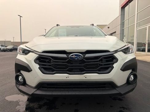 Used 2024 Subaru Crosstrek 2.0i Premium AWD/4WD image 2