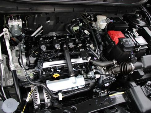 Certified 2025 Nissan Kicks Play S FWD image 35