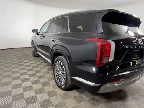 Used 2025 Hyundai Palisade Calligraphy FWD image 6