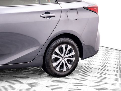 Used 2022 Toyota Prius XLE w/ Advanced Technology Package AWD/4WD image 32