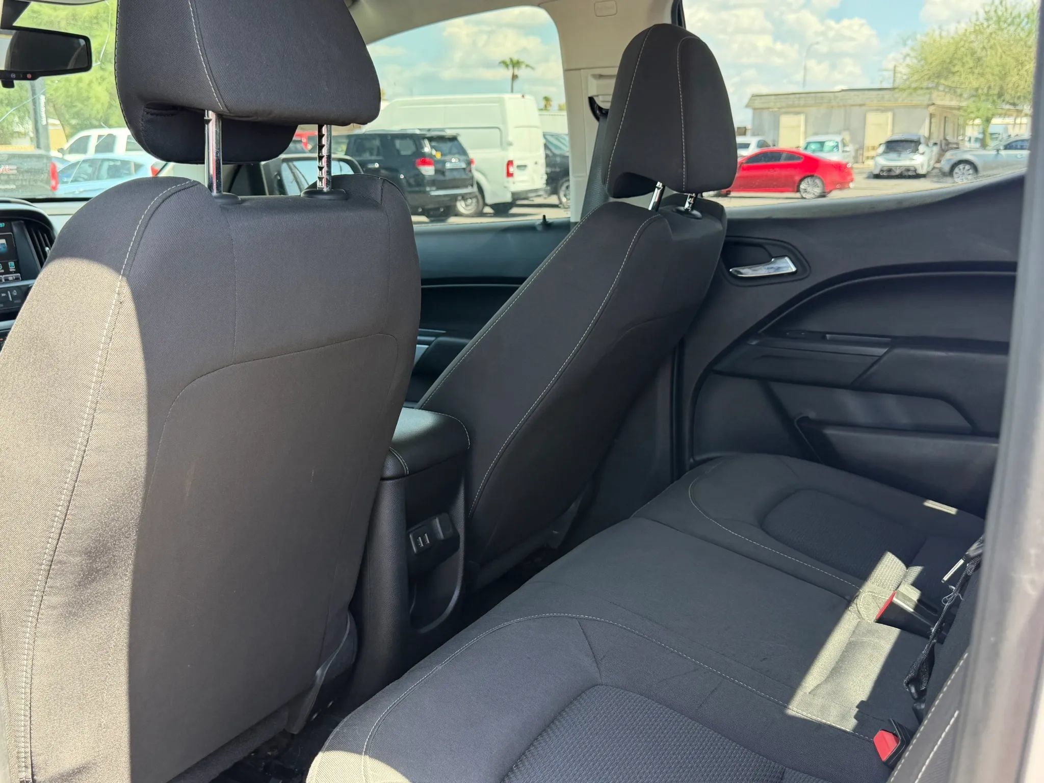 Used 2018 Chevrolet Colorado LT RWD image 17