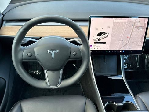 Used 2019 Tesla Model 3 Long Range image 13