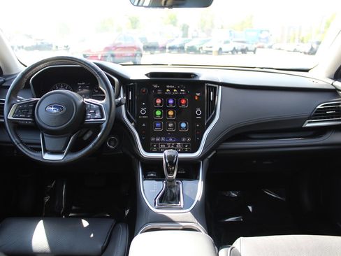 Used 2024 Subaru Outback Limited image 11