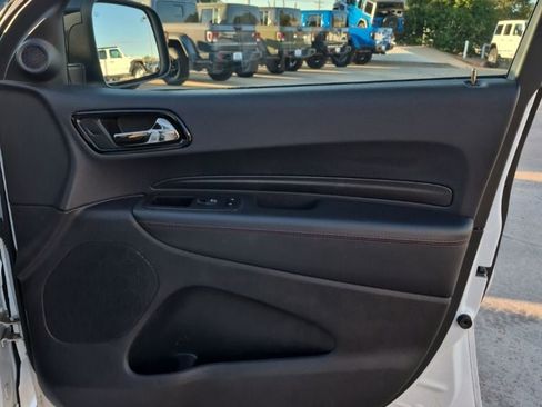 Used 2023 Dodge Durango GT image 17